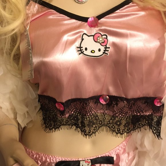 ADORABLE cotton candy pink satin hello kitty lingere and jewlery set! - Picture 7 of 17